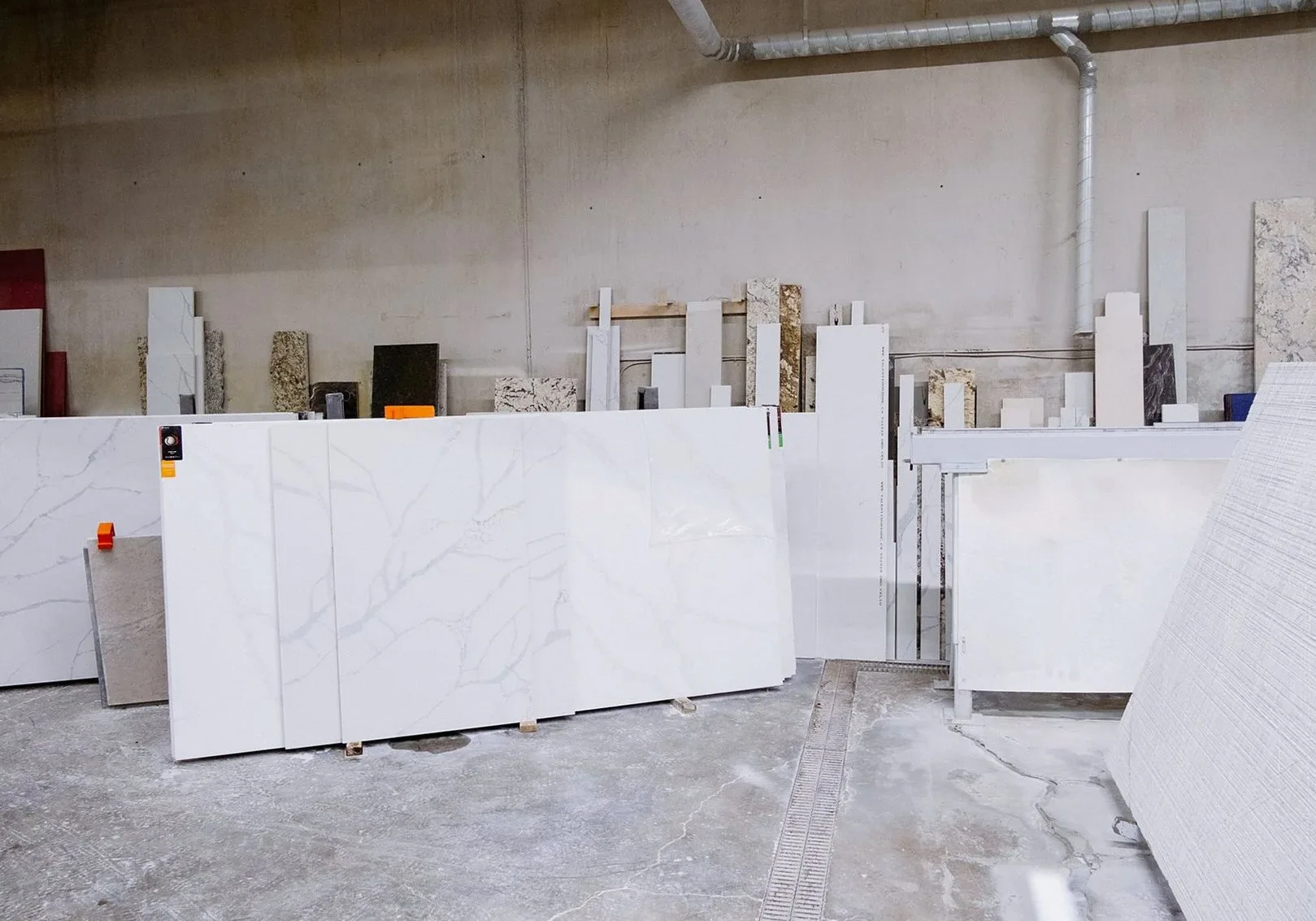 Buff Sandstone Slab (sawn)